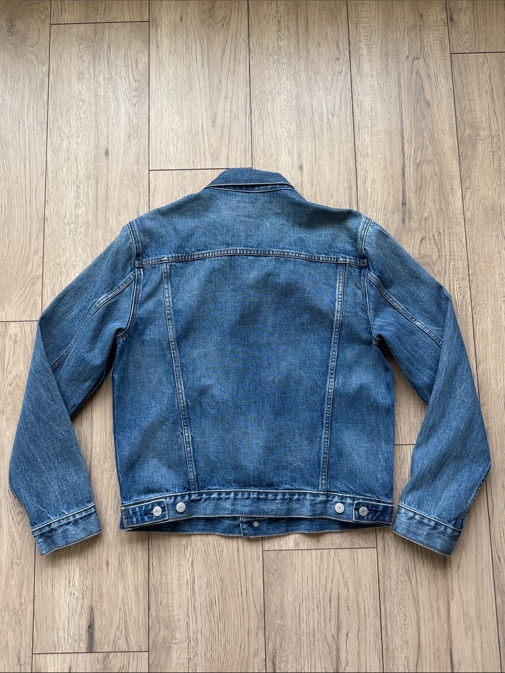 Gap Denim Jacket Men’s Medium Blue Trucker Jean Jacket Button Front Long Sleeve - Picture 10 of 10